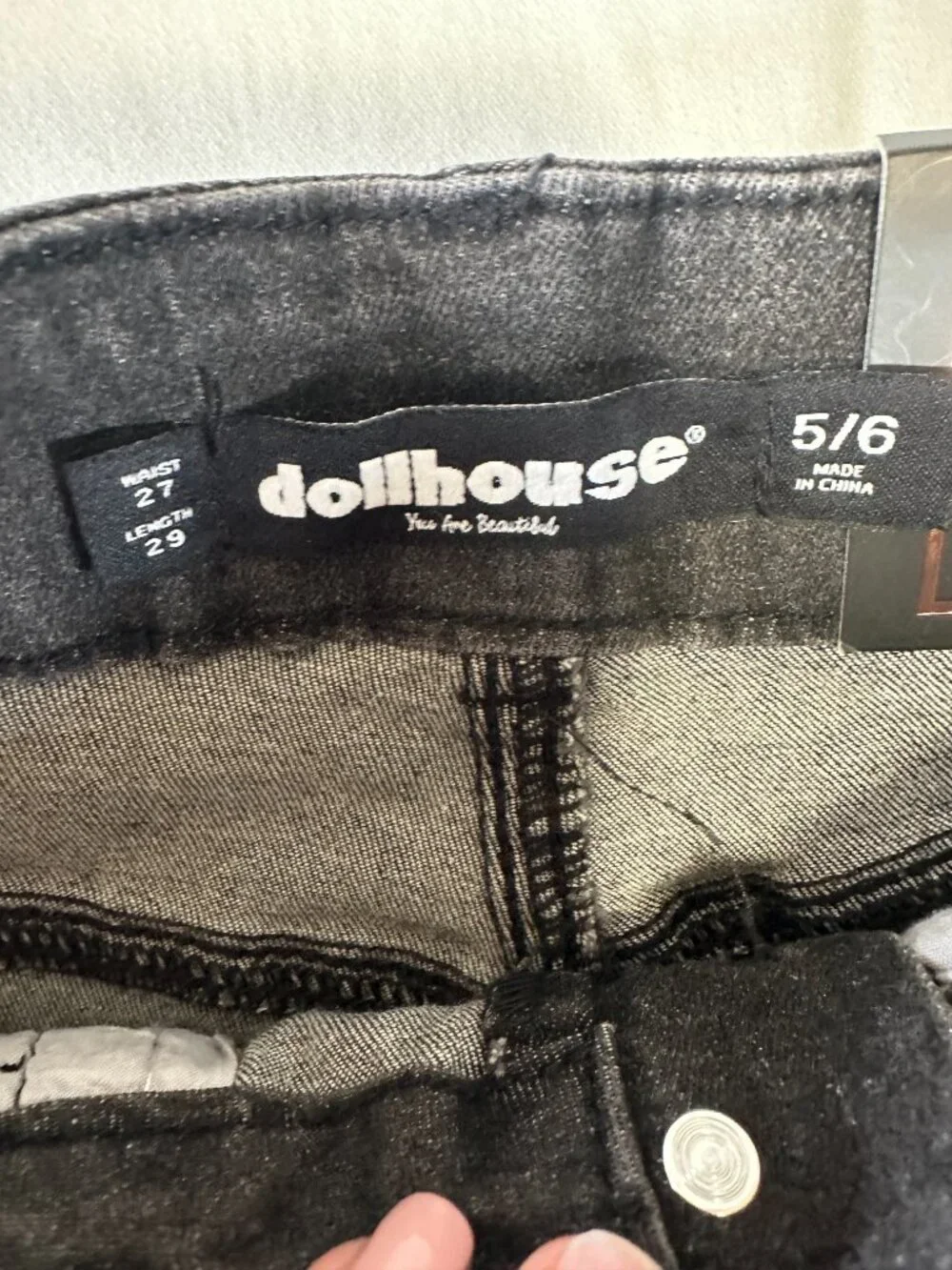 Dollhouse Christina Skinny Black/Grey Jeans Size 5 NWT 27"x29" - Picture 4 of 5